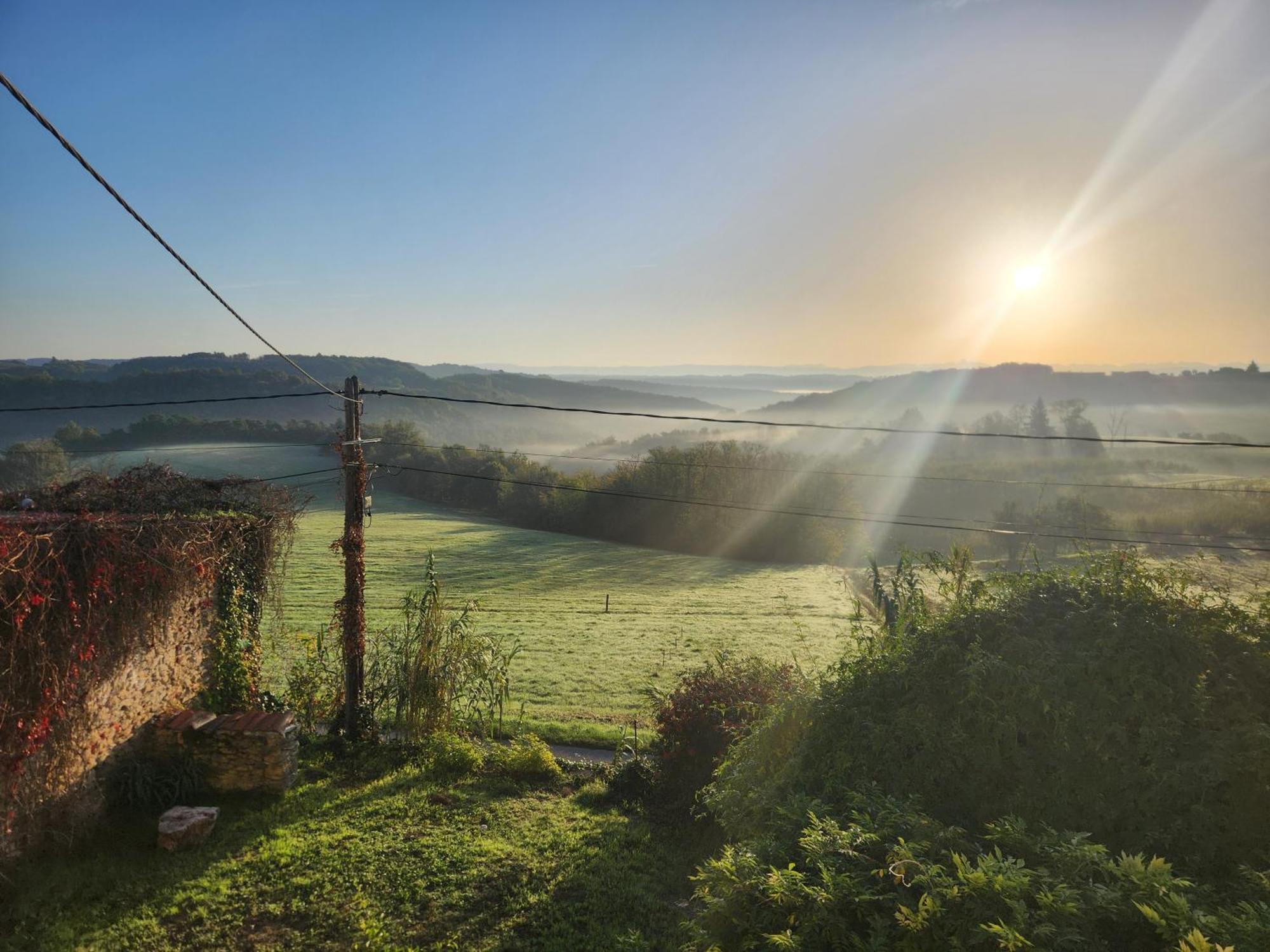 La Ferme Du Planeau Bed & Breakfast Montchenu Bagian luar foto